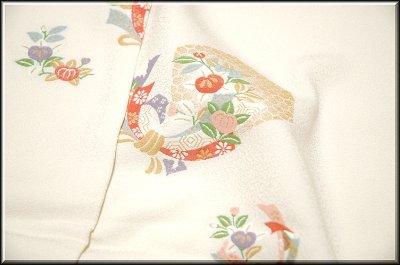 画像2: (訳ありアウトレット品)■お好きなお色に染めて…寿光織 「慶賀の香り」 縫い取り 白生地 訪問着■
