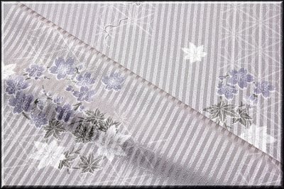 画像3: ■縞地紋 細やかな桜柄 丹後ちりめん使用 日本の絹 小紋■