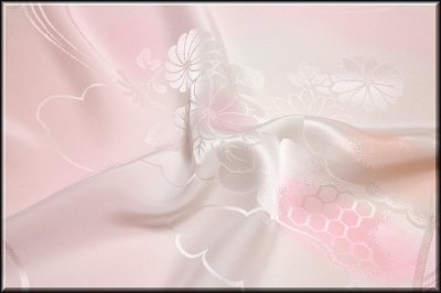 画像1: ■「振袖用」 菊柄 振りボカシ 上品で可愛らしい 正絹 長襦袢■