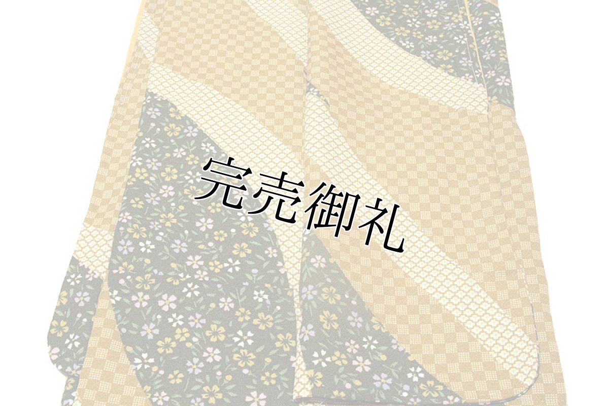 画像3: ■「仕立て上がり-新品」 花の舞 洗える着物 オシャレ 小紋■ (3)