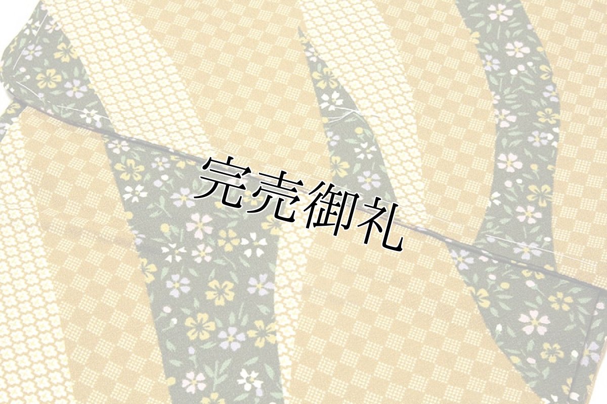 画像2: ■「仕立て上がり-新品」 花の舞 洗える着物 オシャレ 小紋■ (2)