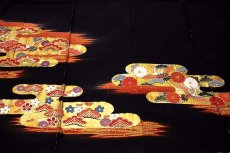 画像4: ■金彩加工 金駒刺繍 吉祥文様 本加工 浜ちりめん 黒留袖■ (4)