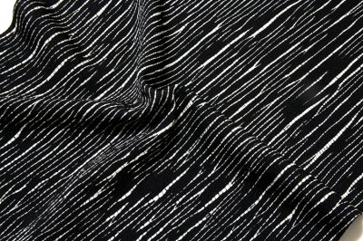 画像3: ■粋でオシャレな よろけ縞 黒色 上質な 浜ちりめん生地 正絹 小紋■