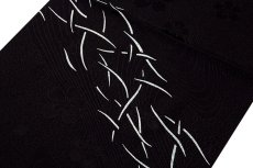 画像2: ■「正絹」 黒色 粋でオシャレ 流水に桜地紋 帯揚げ 丸組 帯締め セット■ (2)