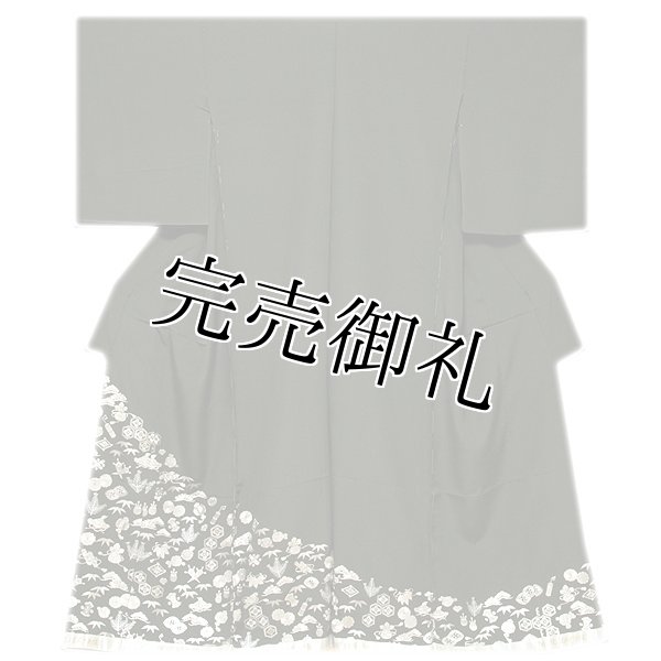 訳あり】「中国伝統工芸：蘇州刺繍」 銀彩加工 宝尽くし 正絹 色留袖