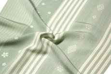 画像4: ■「高級ちりめん使用」 単衣にもおすすめ 粋な縞柄 桜模様 反物 正絹 小紋■ (4)