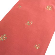 画像2: ■【訳あり】 金彩加工 花柄 甚三紅色 正絹 反物 友仙 高級 長襦袢■ (2)