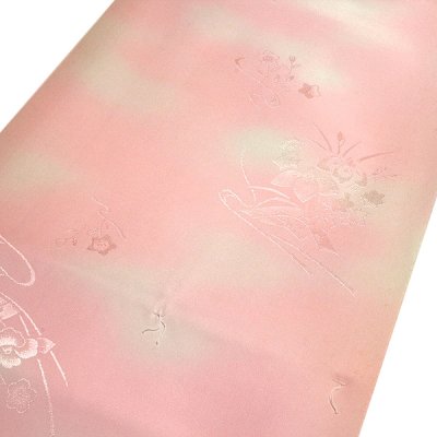 画像2: ■長襦袢 正絹 新品 訳あり 反物 花柄 片輪車 ぼかし ピンクベージュ 未仕立て 着物■