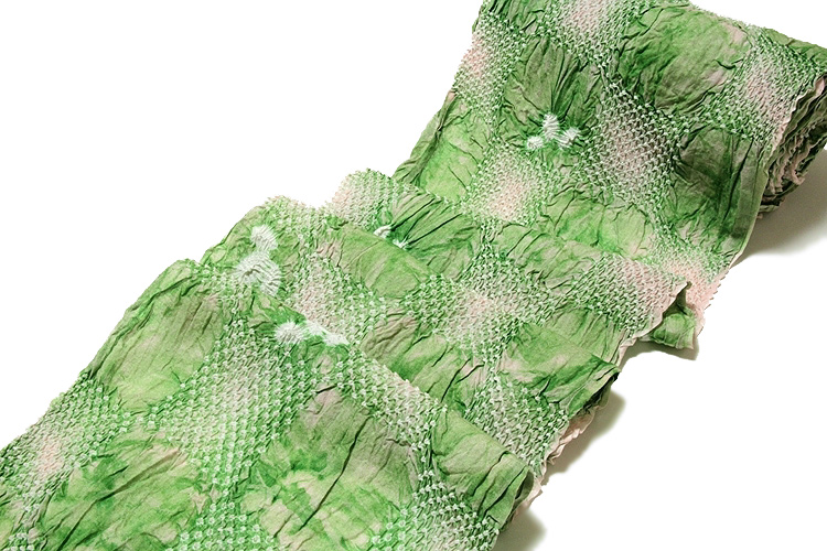 絞りゆかた 若緑色 灰桜色 オシャレ 贅沢で細やかな 総絞り 最高級 浴衣